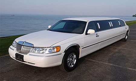 limousine service in livonia